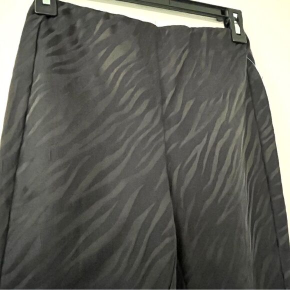 Rag and Bone Simone Cropped Slim Fit Zebra Pants In Black Size 0 NWT - Picture 2 of 8